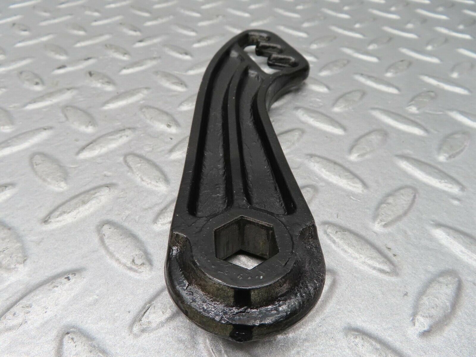 16426 Mercedes-Benz W124 260E Bonnet Hinge Lever Right Side 1298870274