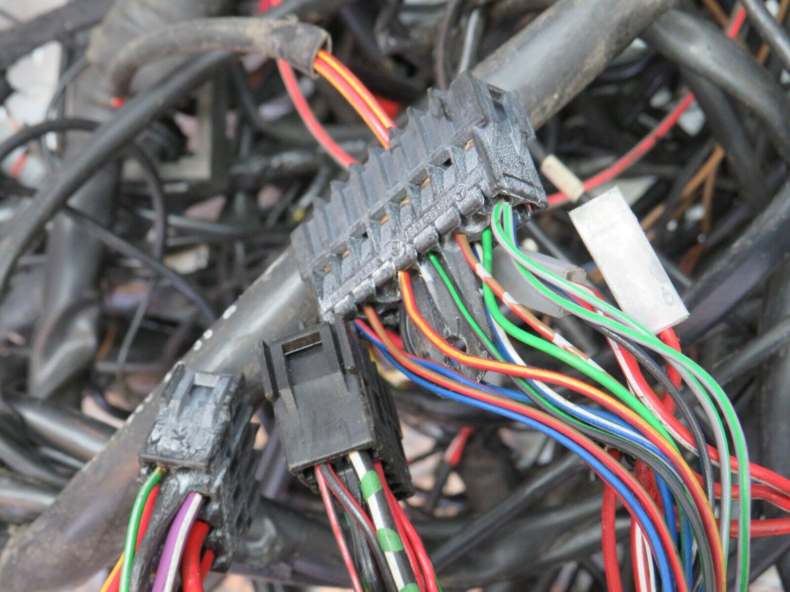 31606 Mercedes-Benz W201 190LE 1.8L Engine Wire Wiring Harness 2015402032 201540263