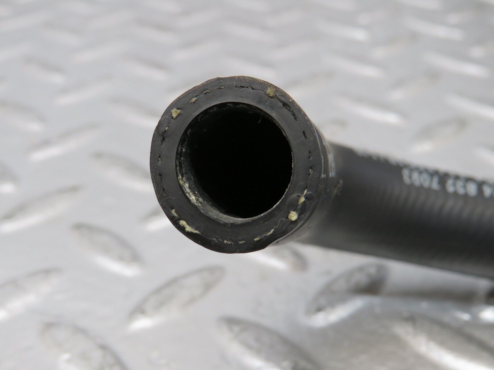 25796 Mercedes-Benz W124 280E Heater Hose 1248327093