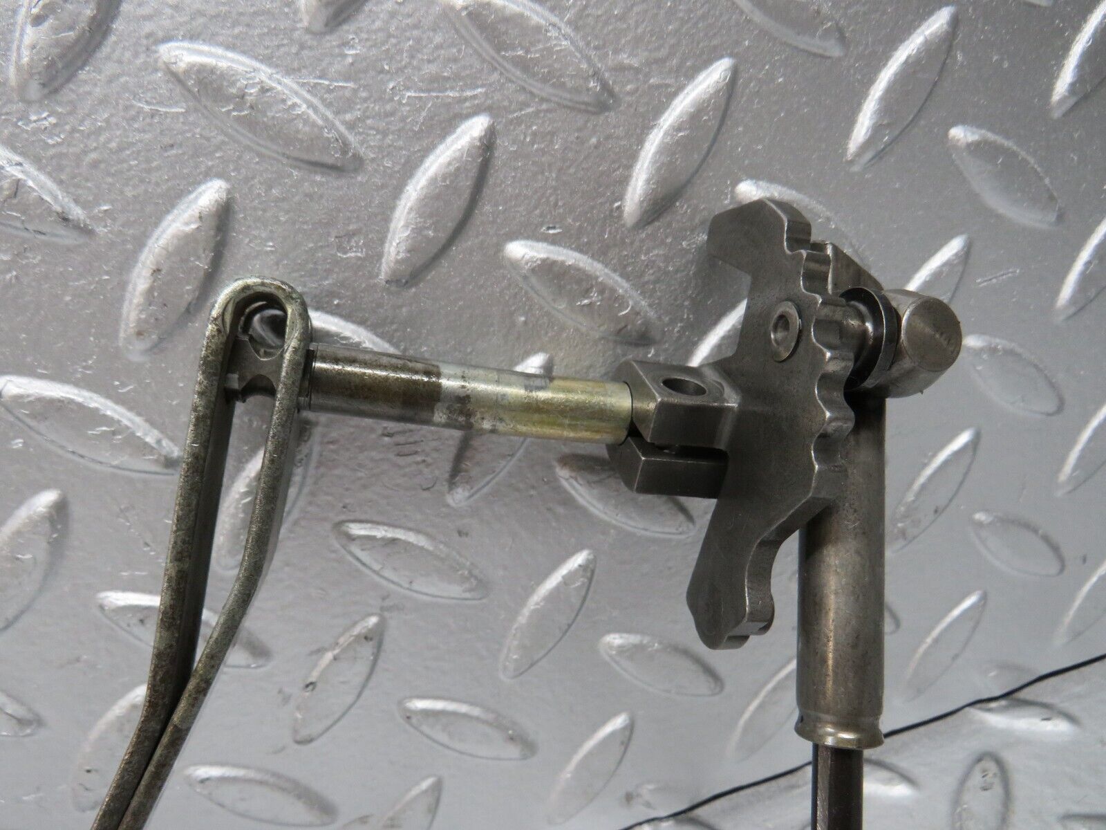 30217 Mercedes-Benz W123 230E Automatic Gearbox Linkage 722.122