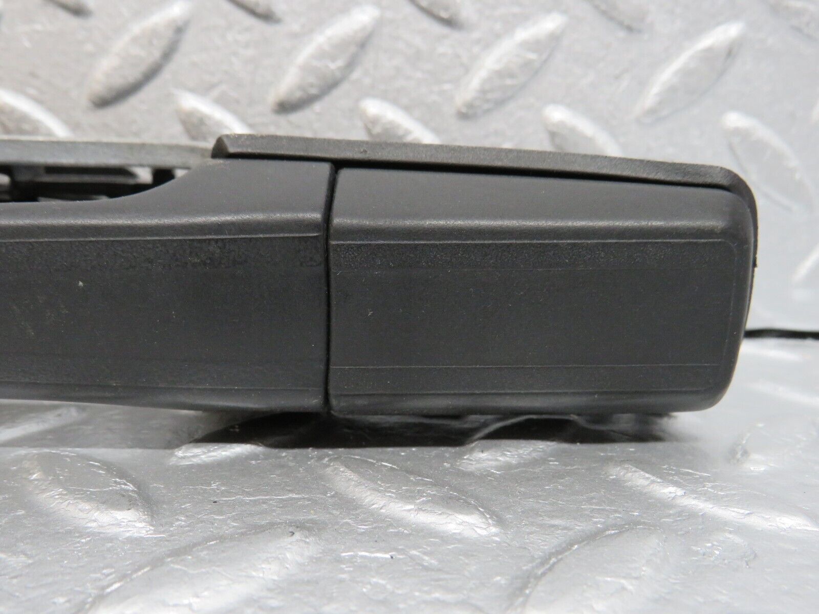 39769 Mercedes-Benz R129 320SL Coupe Left Door Exterior Handle