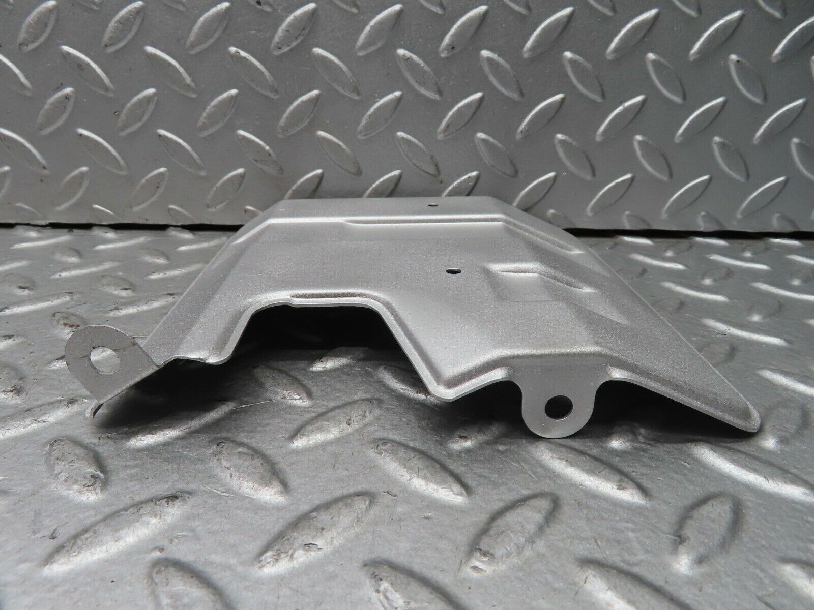 19695 Mercedes-Benz C140 CL420 Coupe Heat Shield