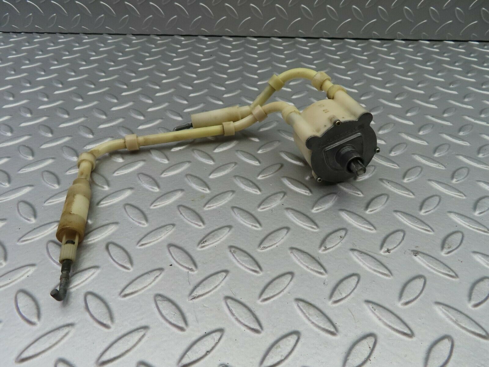 6411 Mercedes-Benz W126 380SE Heater Regulator 1268300485