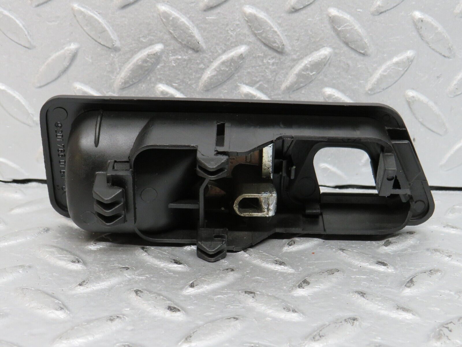 38724 Mercedes-Benz W201 190E 2.6L Left Interior Door Handle 2017660164