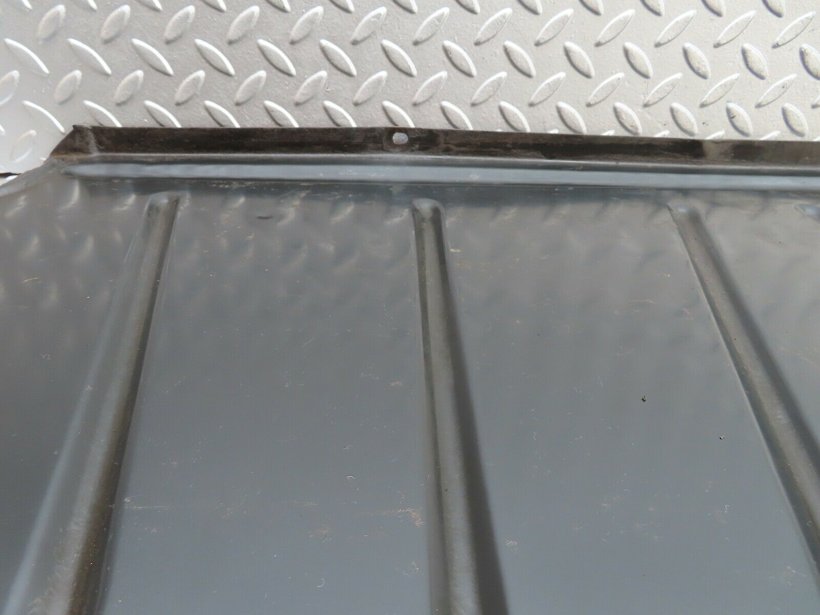 19189 Mercedes-Benz W123 300D Fuel Tank Cover Plate