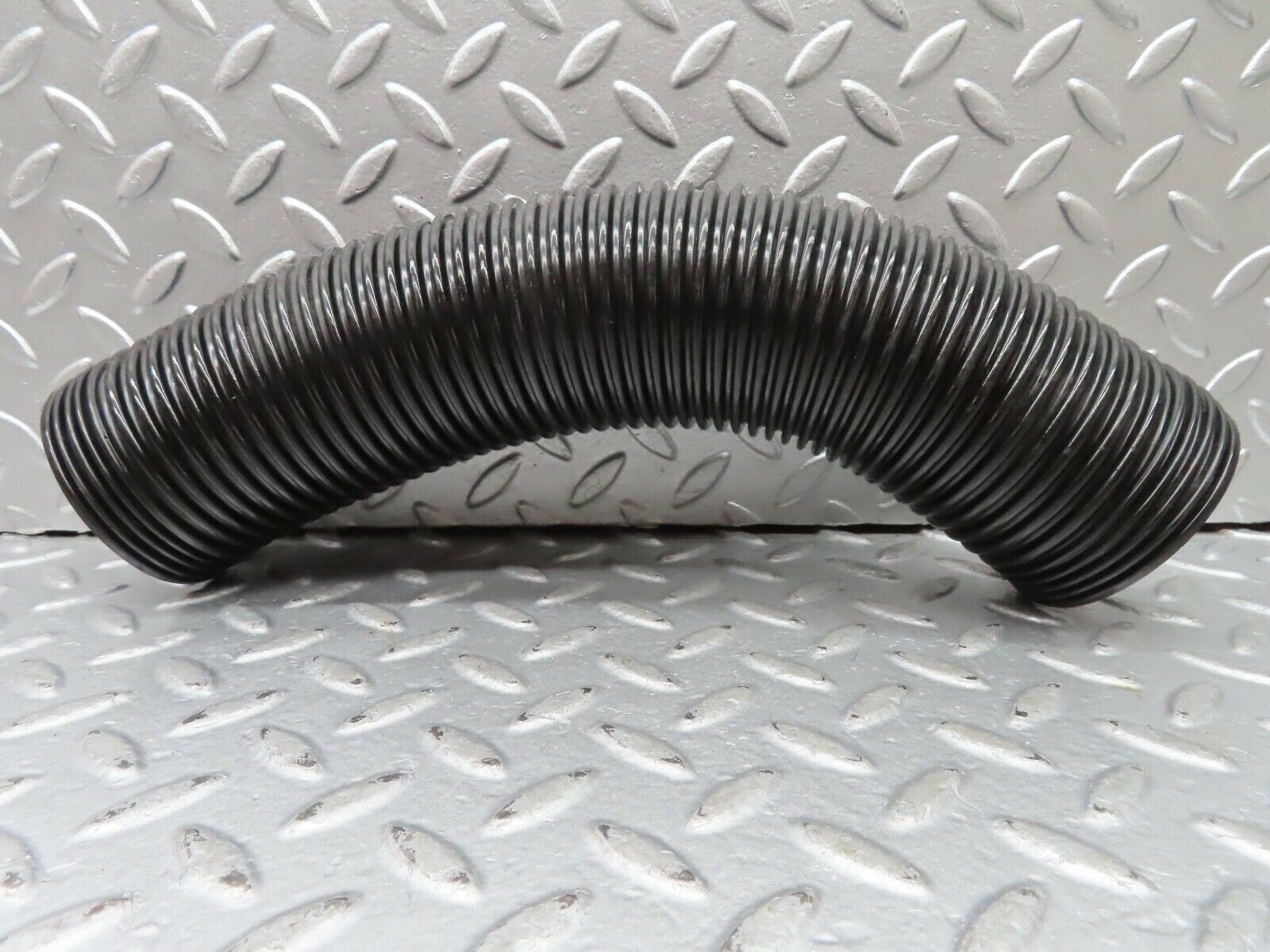 20428 Mercedes-Benz W114 280CE Coupe Dash Air Vent Pipe Right Side