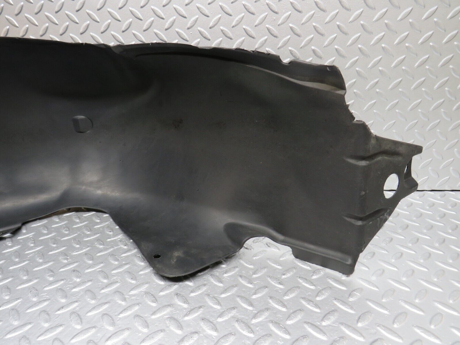 34788 Mercedes-Benz W210 320E Front Left Inner Fender Wing Splash Guard 2106988530