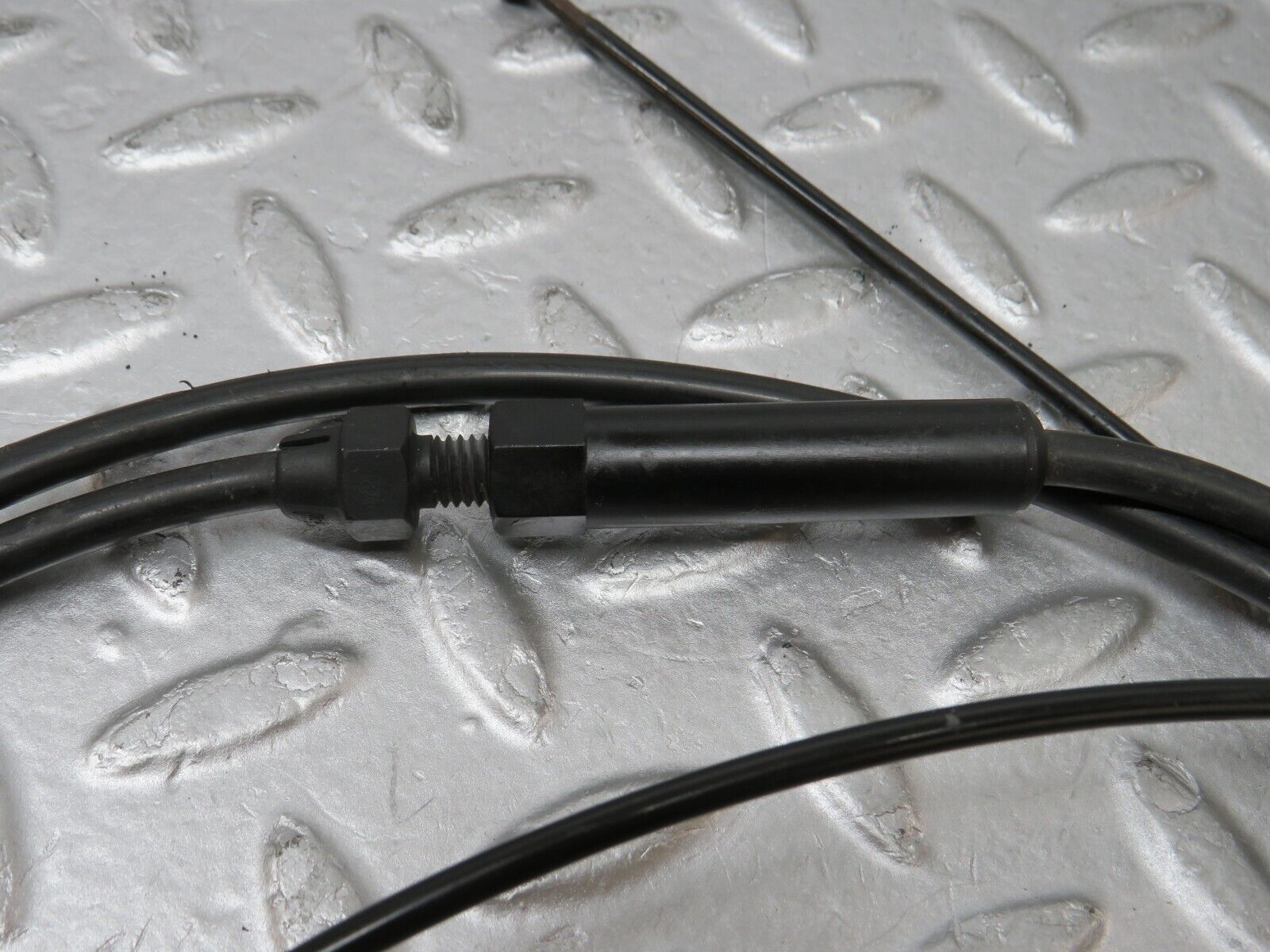 36299 Mercedes-Benz W126 420SE Bonnet Release Cable 1269970881