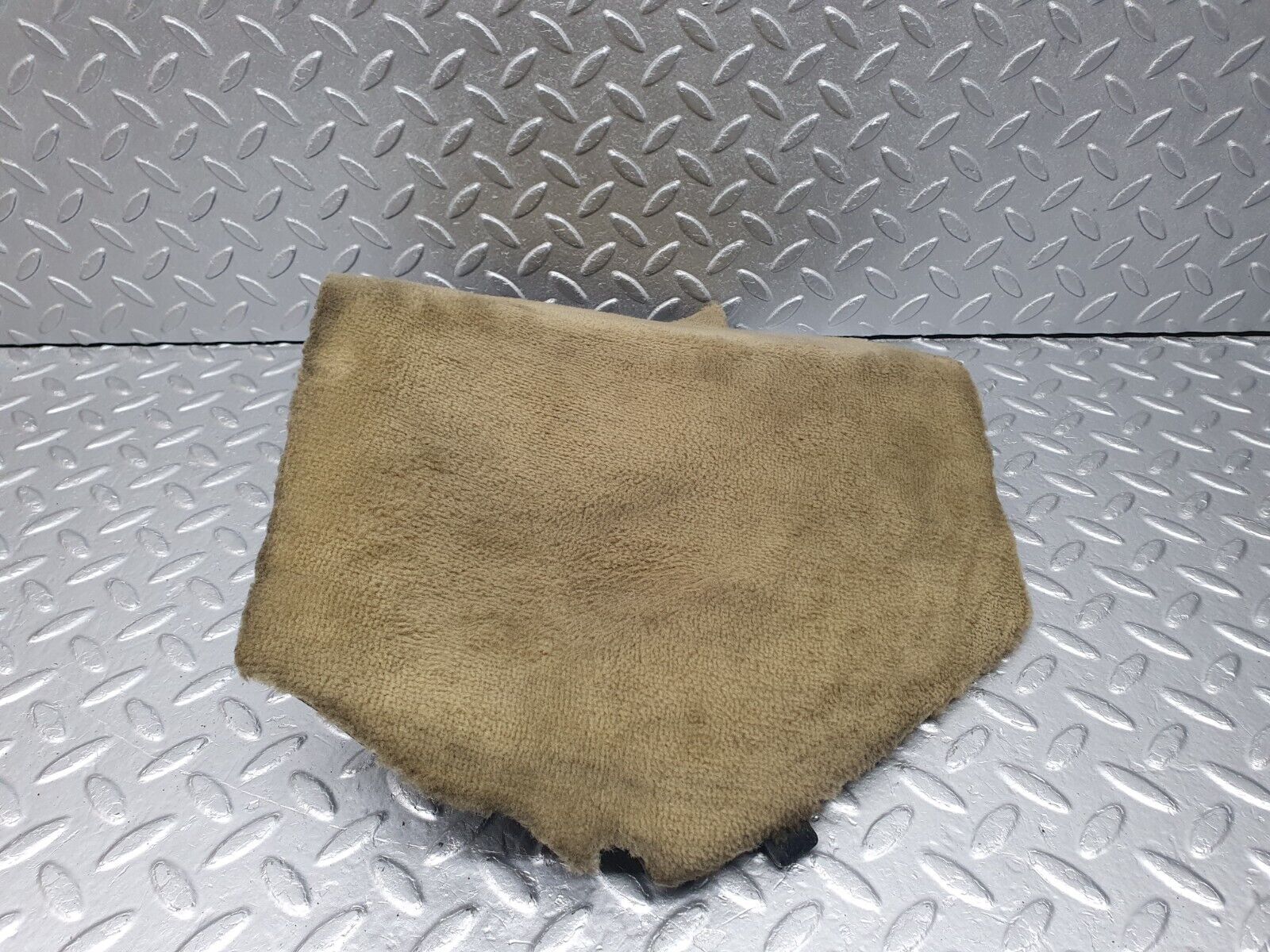 41046 Mercedes-Benz W126 300SE Front Right Kick Panel Beige 1266880406