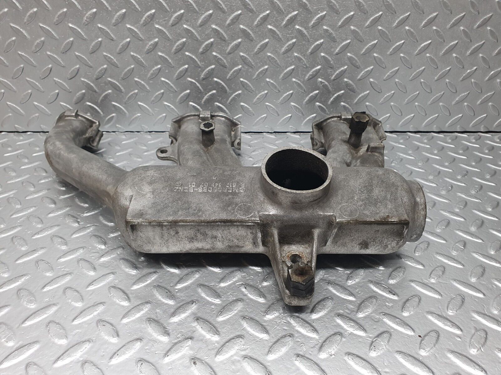 40733 Mercedes-Benz W123 300D Intake Manifold 6171410701