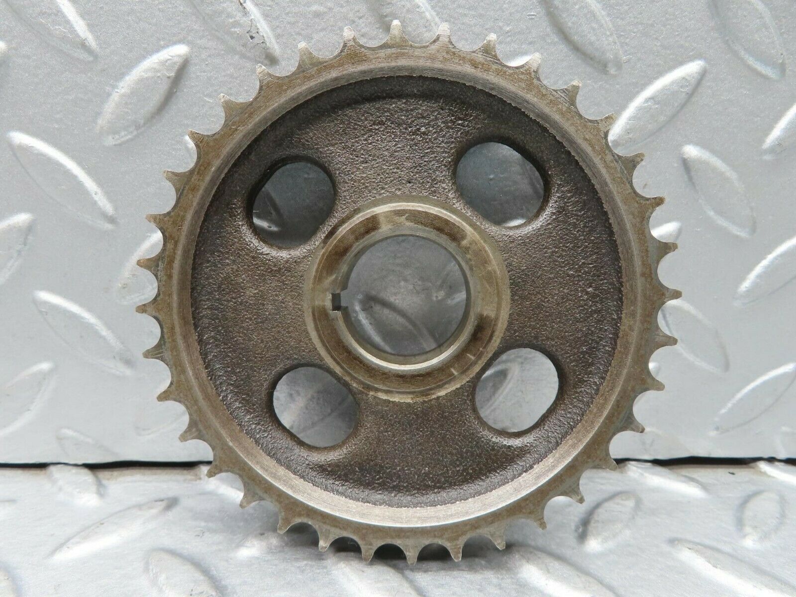 16692 Mercedes-Benz C107 380SLC Camshaft Timing Gear 1160520601