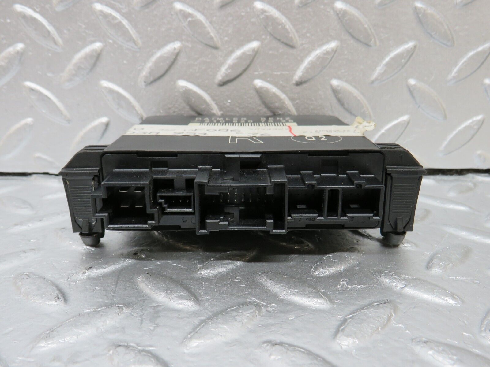 34759 Mercedes-Benz W210 320E Door Control Unit Front Right 2108207626