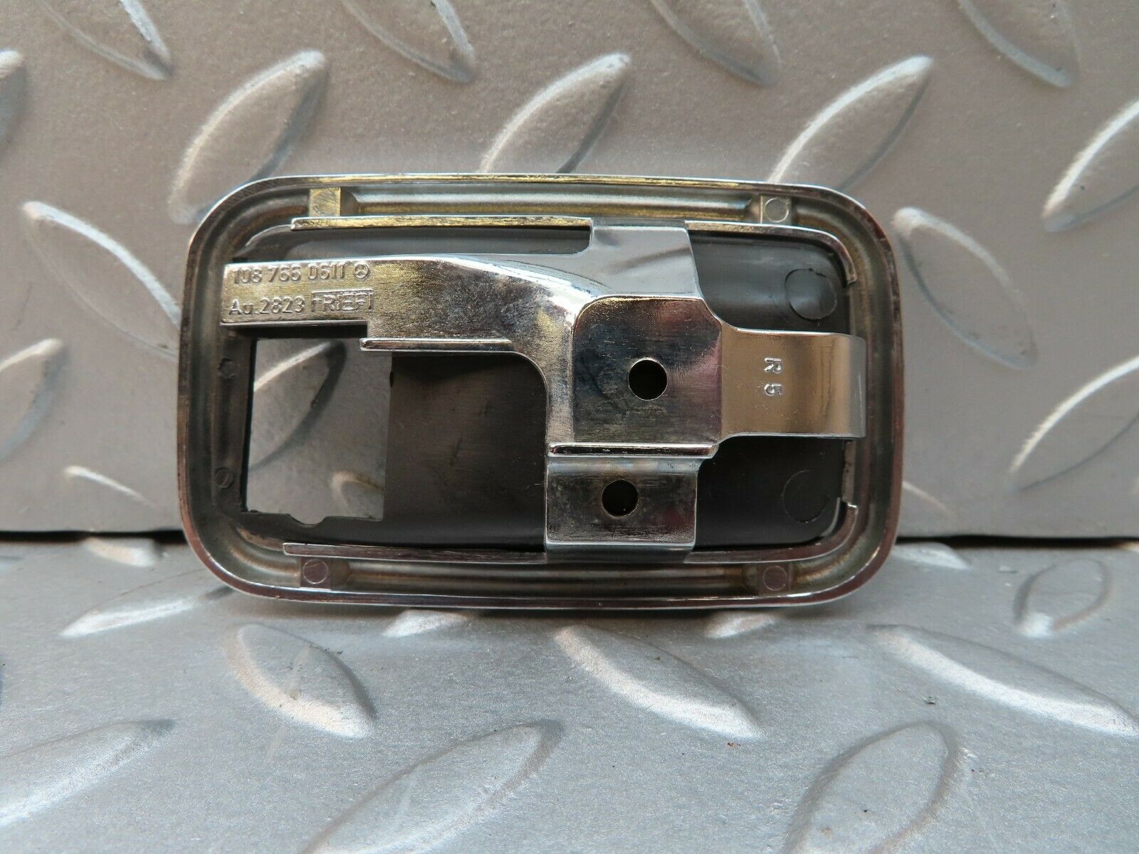 3819 Mercedes-Benz S123 200T Wagon Chrome Frame For Door Handle 1087660611
