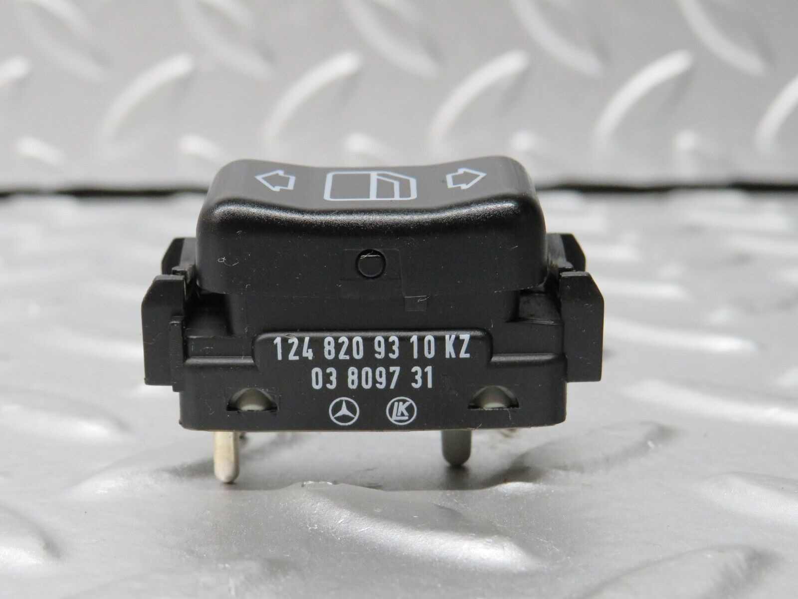 31229 Mercedes-Benz S124 220TE Electric Window Switch Left Side 1248209310