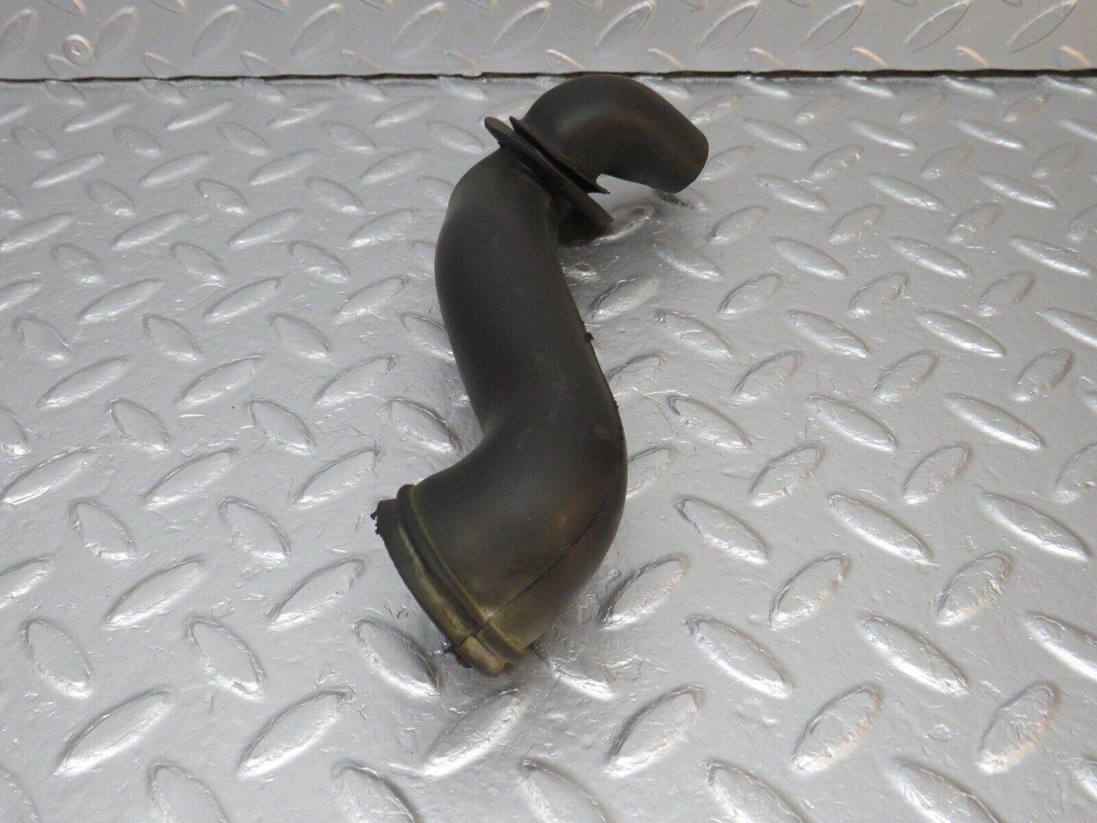 39743 Mercedes-Benz R129 320SL Coupe Water Drain Hose Pipe Right Side 1296280269