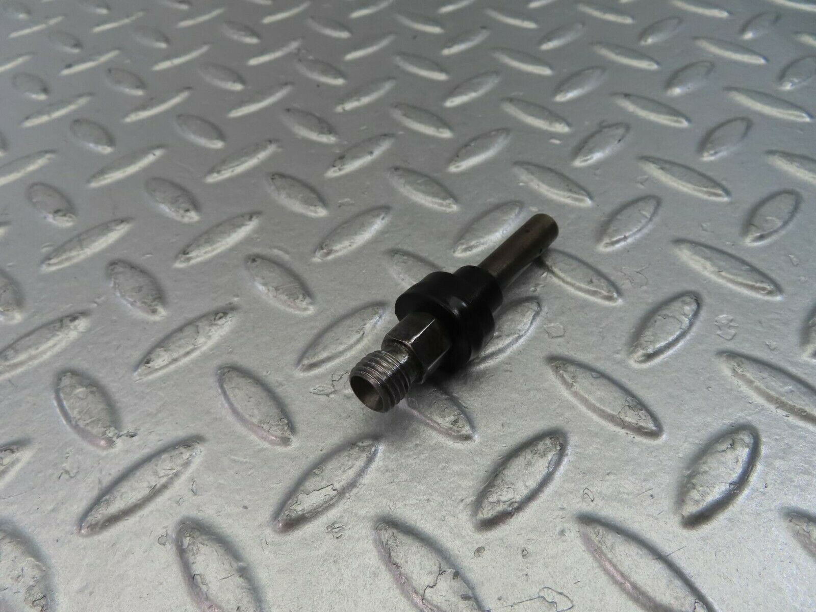 10794 Mercedes-Benz W123 230E Fuel Injector Bosch 0437502010