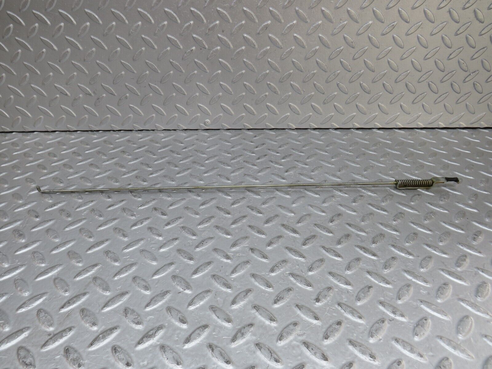 37295 Mercedes-Benz W109 300SEL Door Lock Control Bar