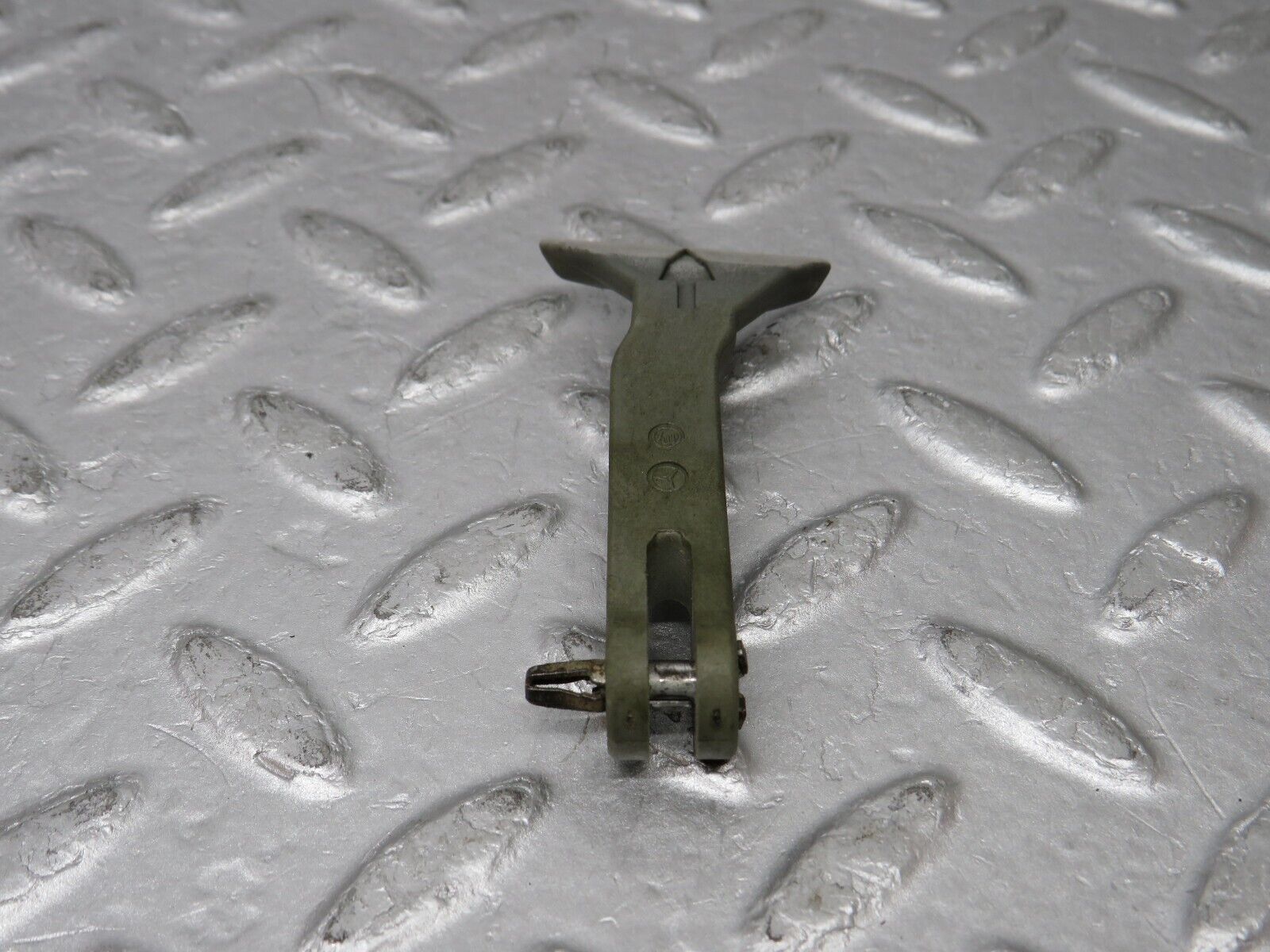 36083 Mercedes-Benz W126 420SE Bonnet Release Pull Handle