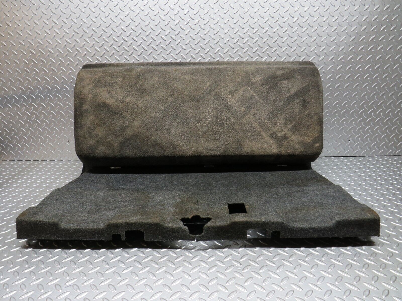 31412 Mercedes-Benz S124 220TE Wagon Trunk Boot Floor Carpet Grey