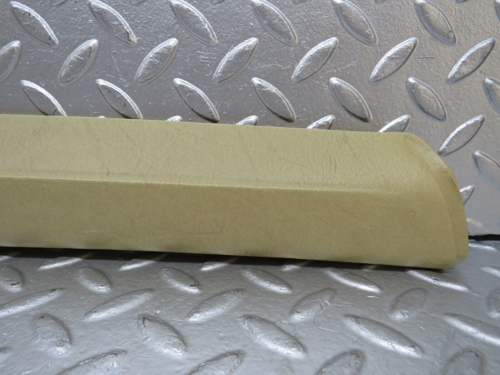 29757 Mercedes-Benz W123 230E A Pillar Cover Right Side Beige