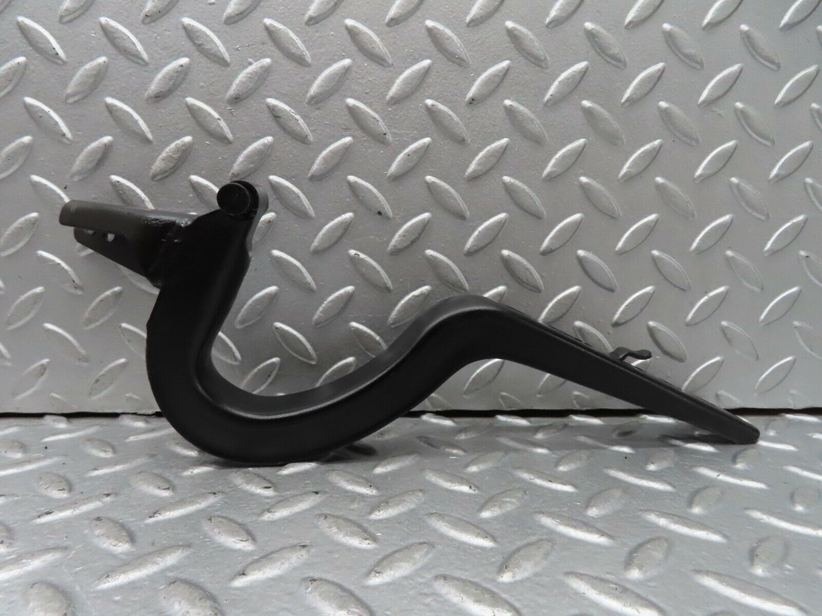 19087 Mercedes-Benz W123 300D Trunk Lid Hinge Right Side 1237500287