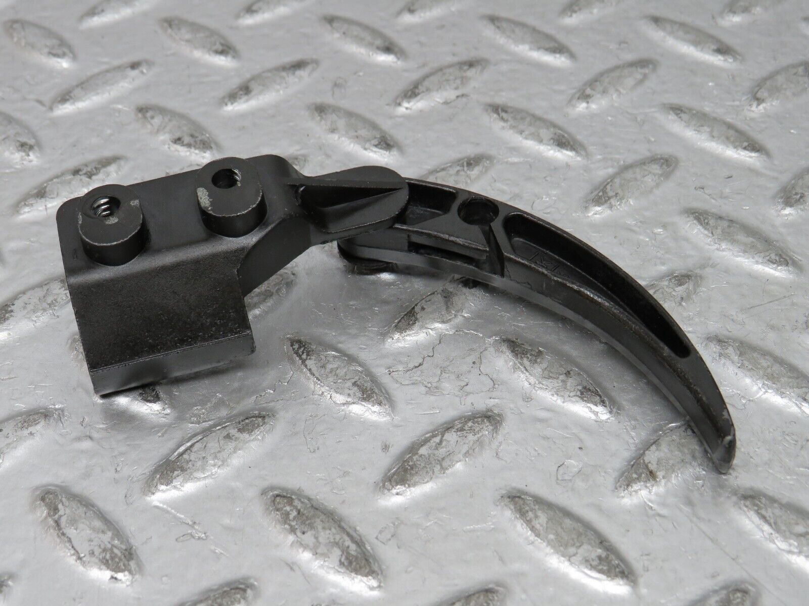 27255 Mercedes-Benz W123 280E Hood Opener Bonnet Opener Release