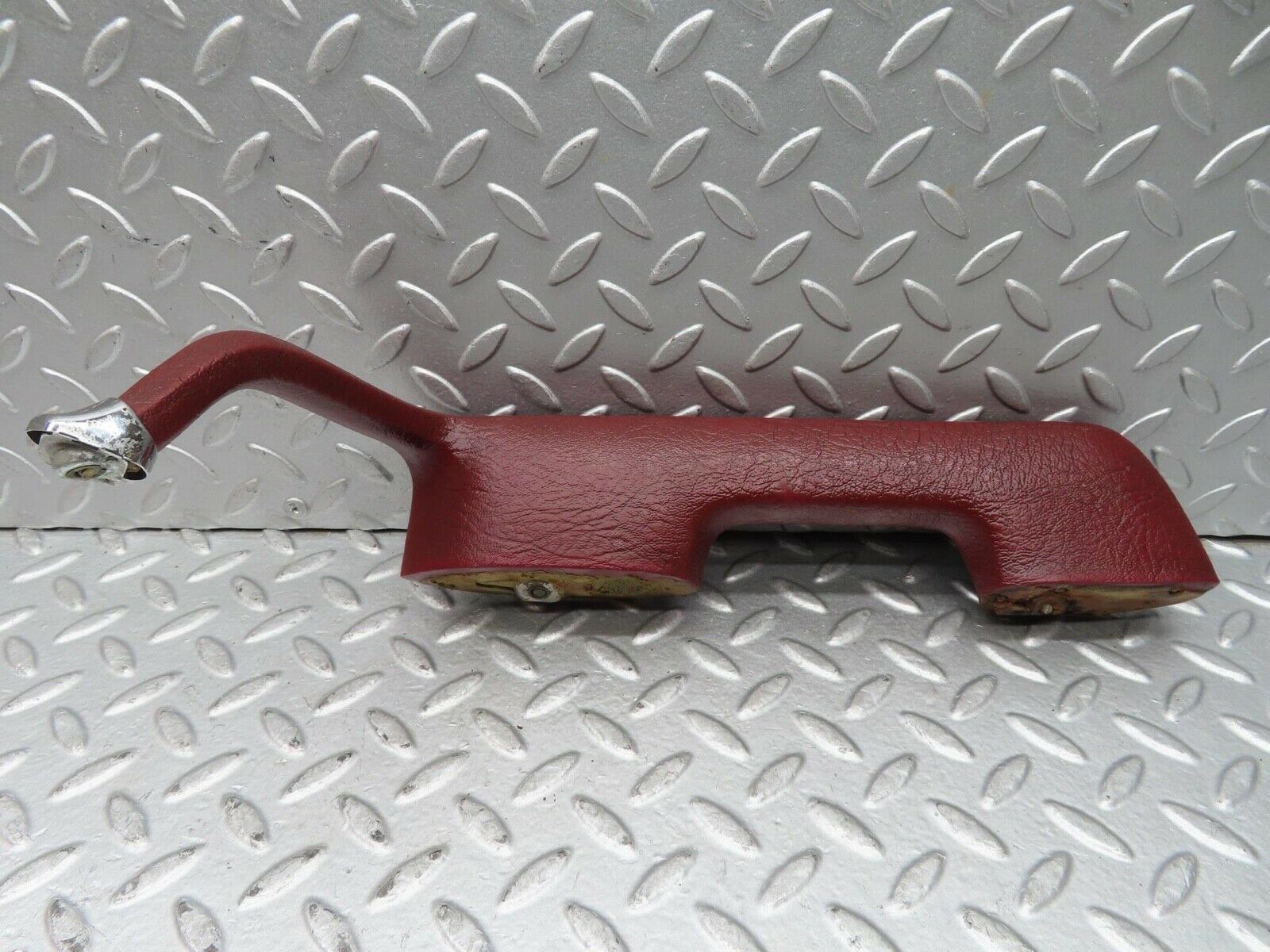 1777 Mercedes-Benz W108 280SE Door Handle Interior Front Left Brown