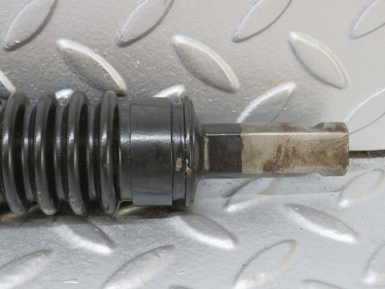 36368 Mercedes-Benz W126 420SE Steering Column Lower Shaft 1264620146