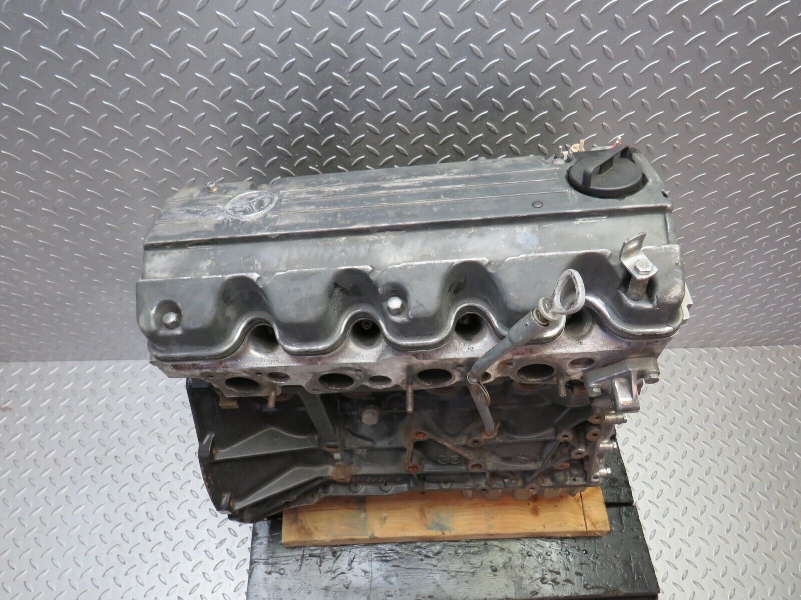 29614 Mercedes-Benz W124 230E Complete Engine 1020113501 M102.982