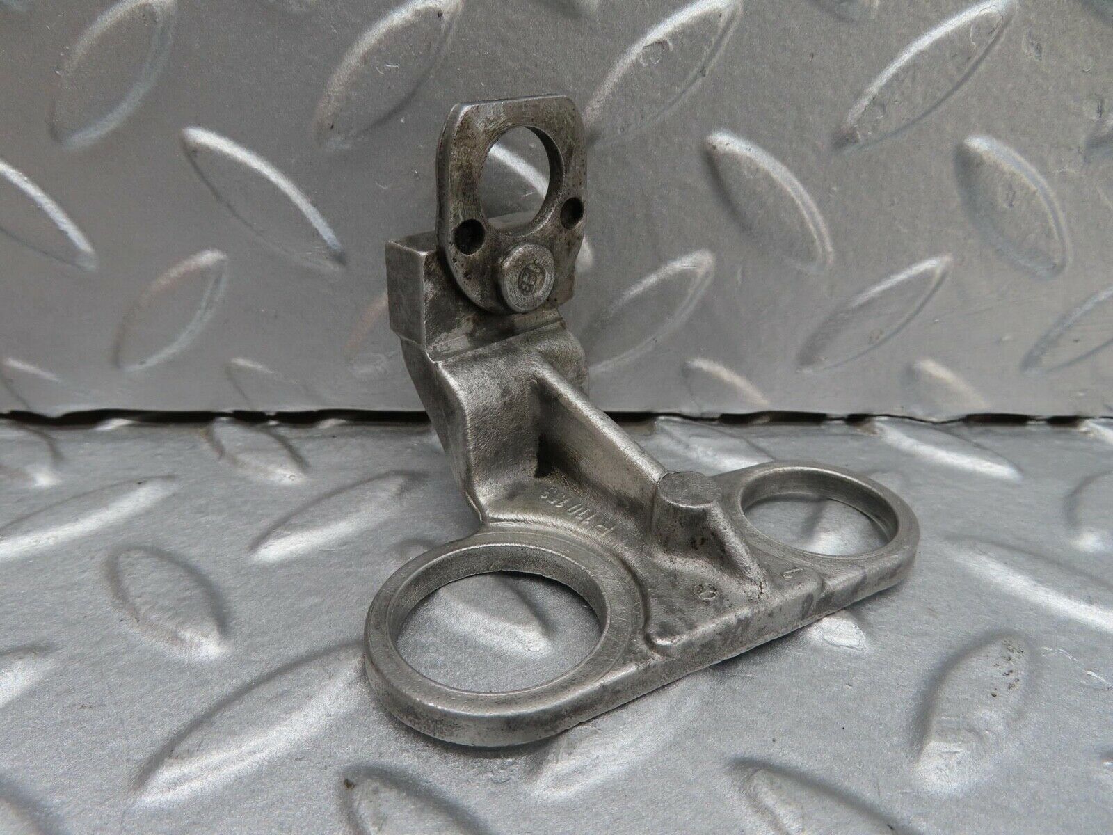 16127 Mercedes-Benz W123 280E Crankshaft Sensor Holder Bracket 1101530440