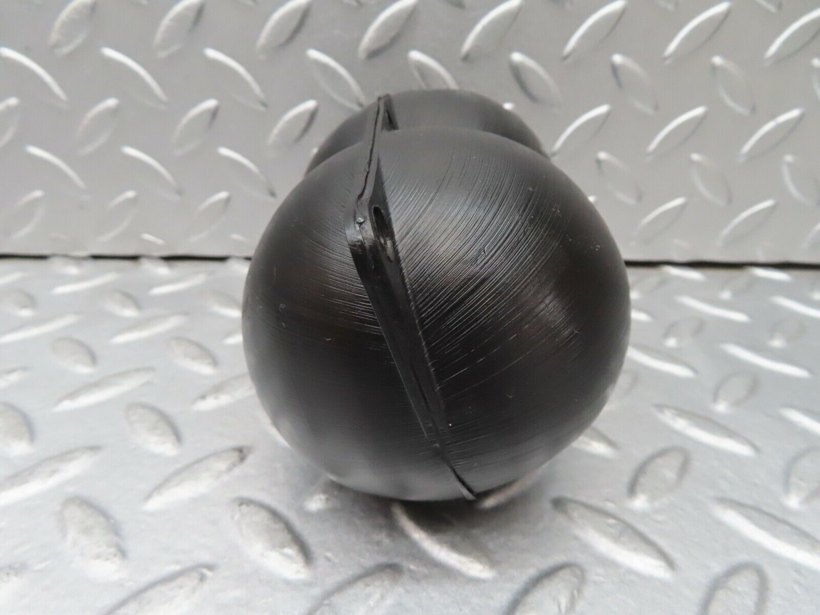 16829 Mercedes-Benz C123 280CE Coupe Vacuum Reservoir Tank