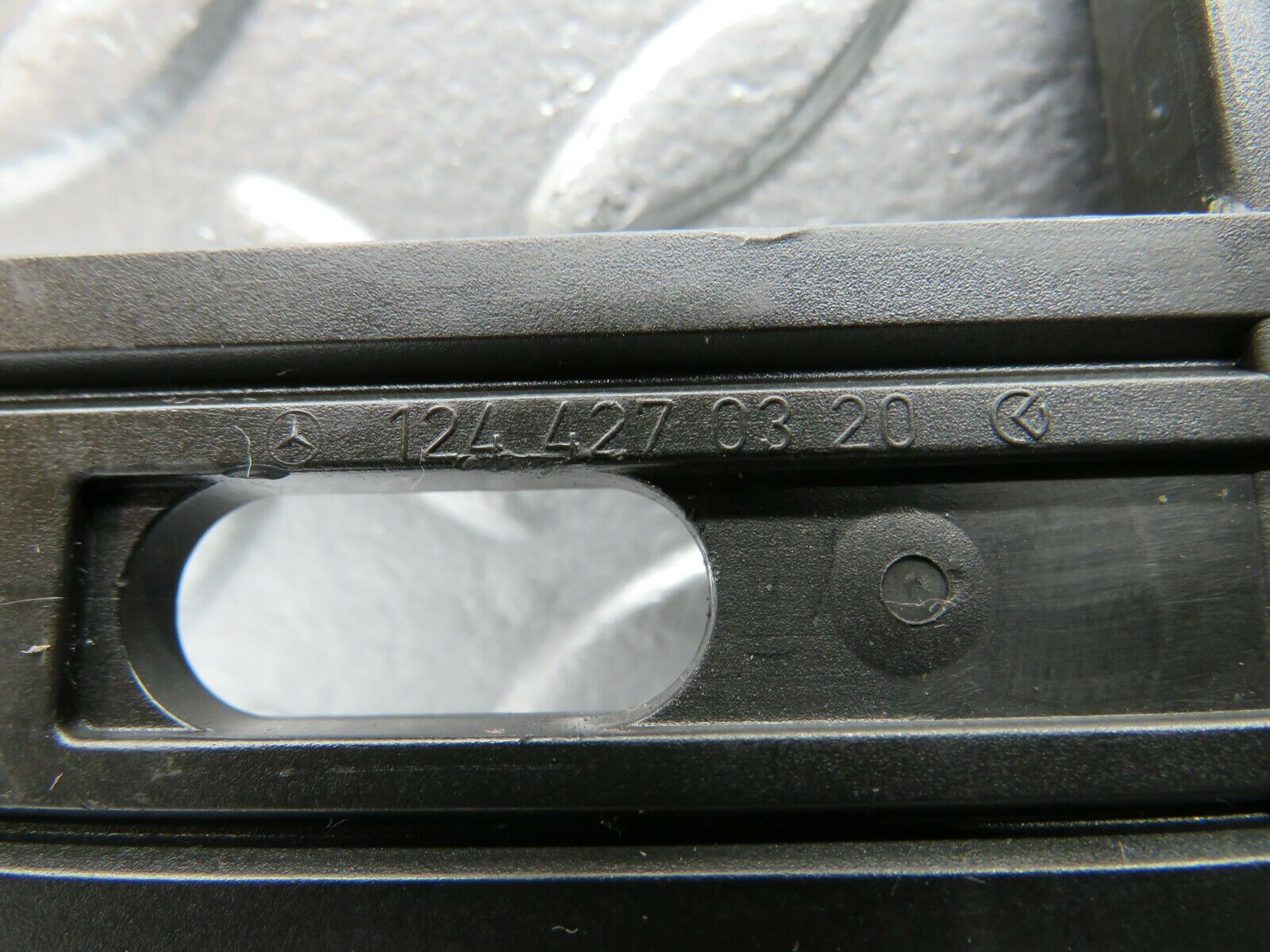 22625 Mercedes-Benz C124 E220 Coupe Parking Brake Release Handle 1244270320