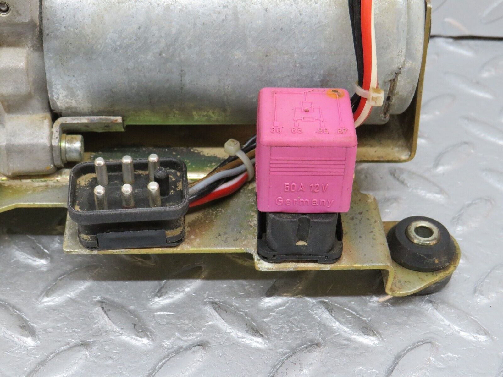 38499 Mercedes-Benz R129 280SL Coupe Roof Hydraulic Pump Bosch 1298000748 0542020012