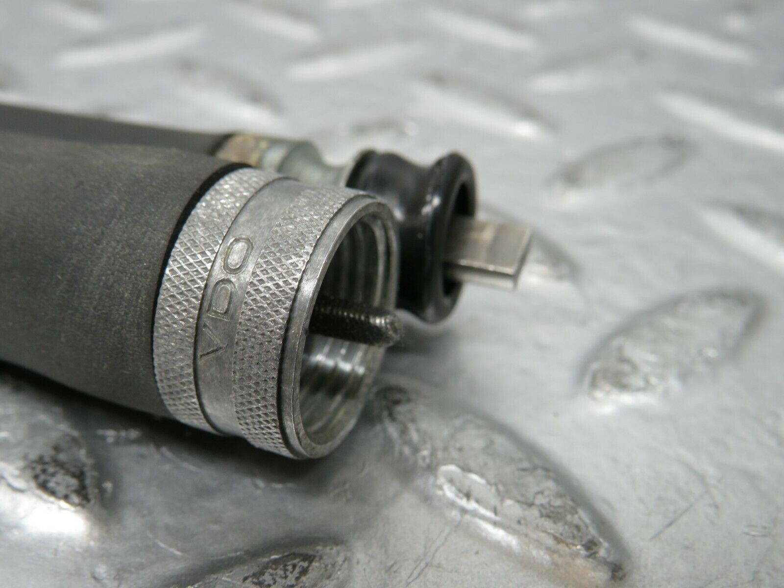 23329 Mercedes-Benz W116 350SE Speedometer Cable For Automatic Gearbox