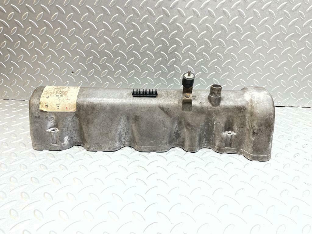 0008 Mercedes-Benz W116 350 SE Cylinder Head Valve Cover Left 1160161805
