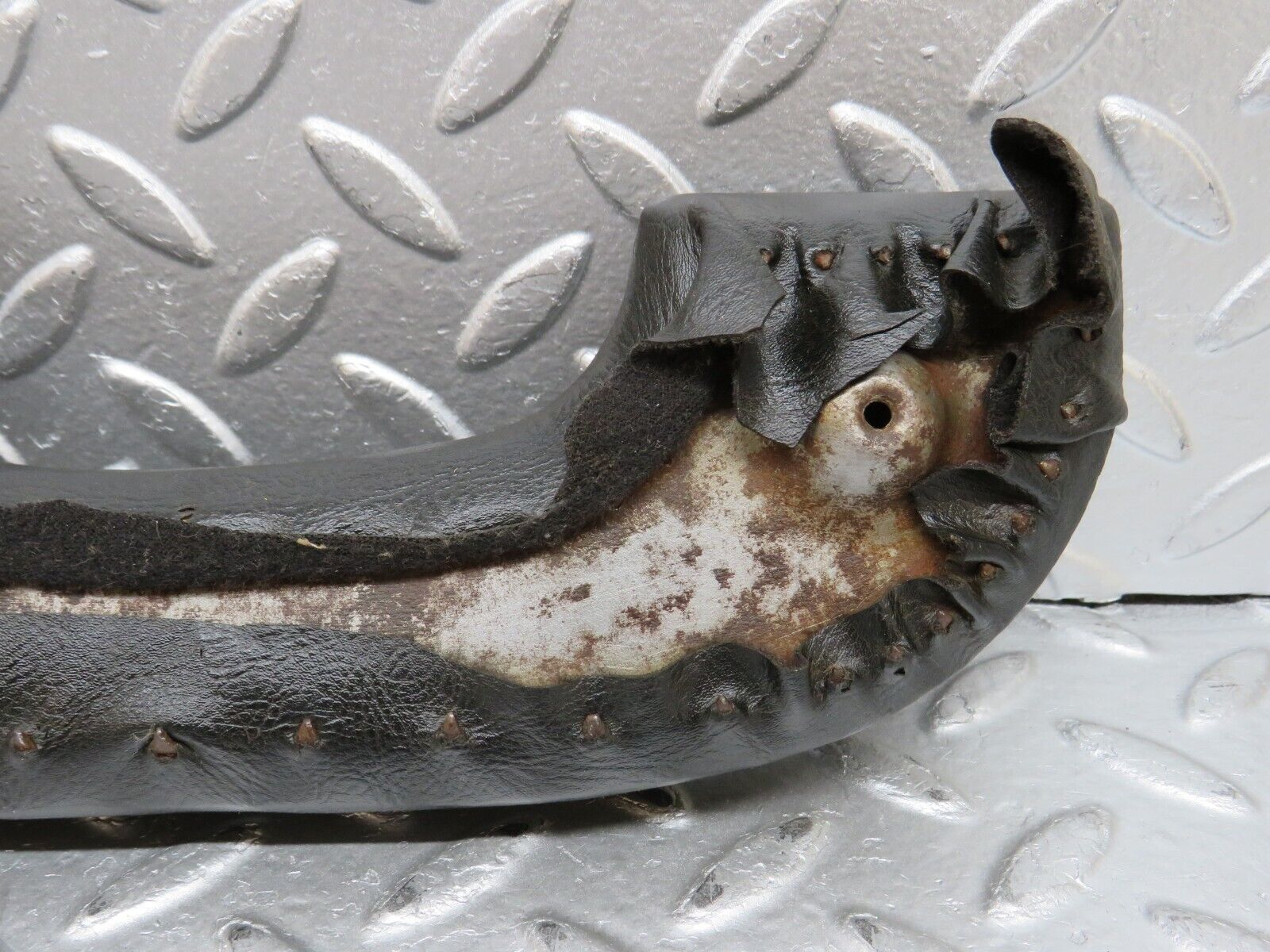 0188 Mercedes-Benz W120 Ponton Arm Rest Top Pad Black