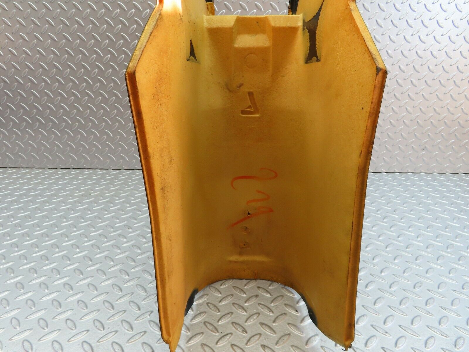 9579 Mercedes-Benz C123 280CE Coupe Centre Console Blue