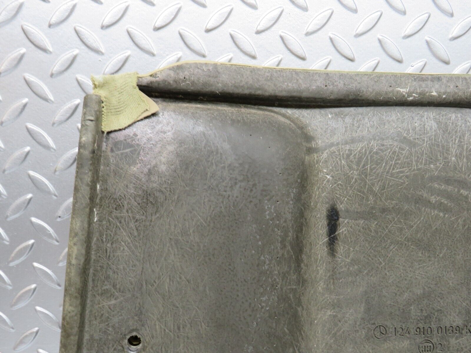 29484 Mercedes-Benz W124 230E Front Right Driver Seat Rear Cover 1249100139