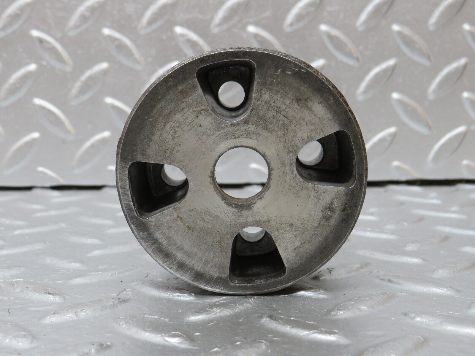 31042 Mercedes-Benz W123 200D Water Pump Spacer 1152050126