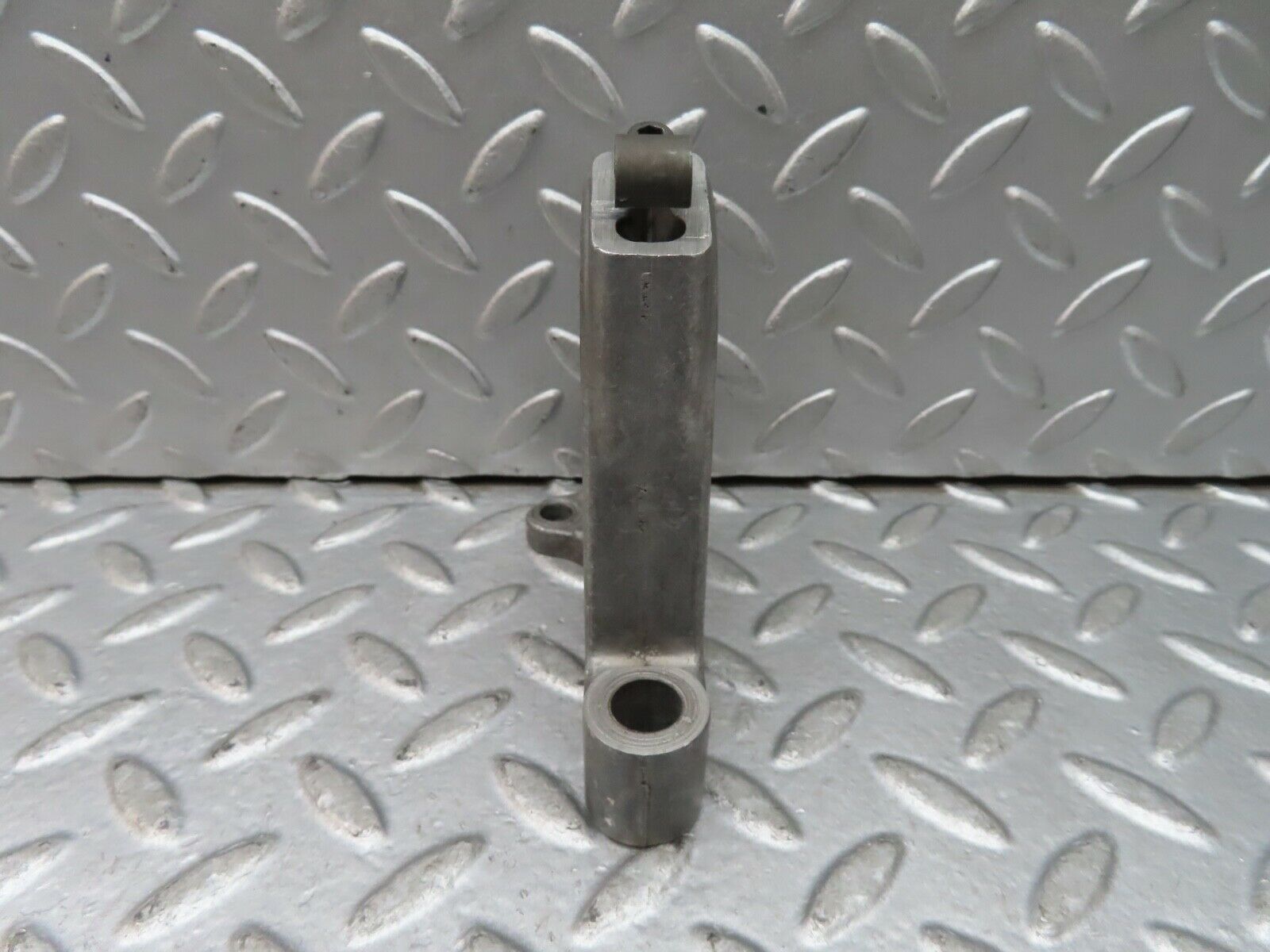 19244 Mercedes-Benz W123 300D Camshaft Tower Bearing 6160510612