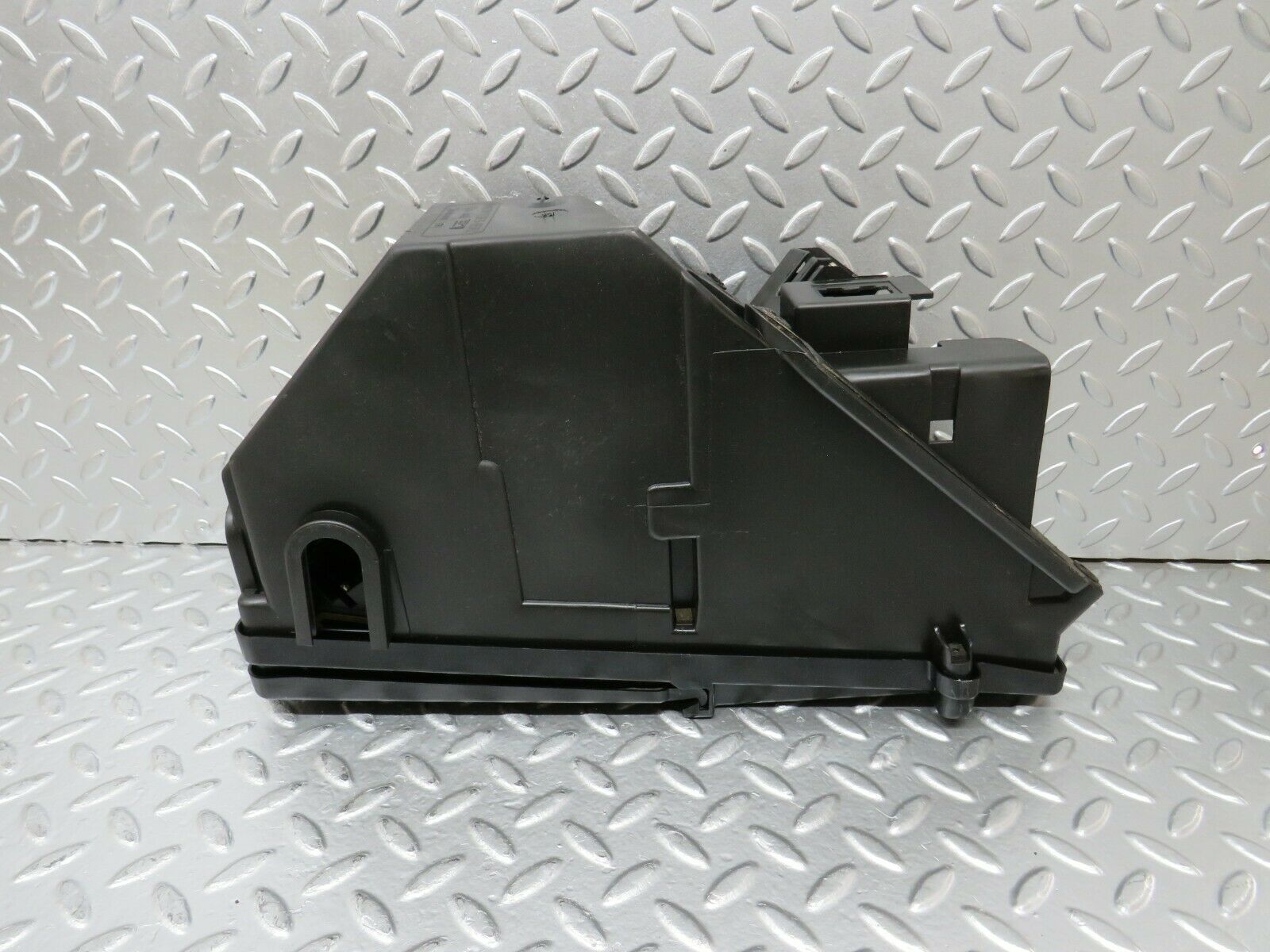 24354 Mercedes-Benz S124 220TE Wagon Fuse Box 1245401850 1245400282 1245400182