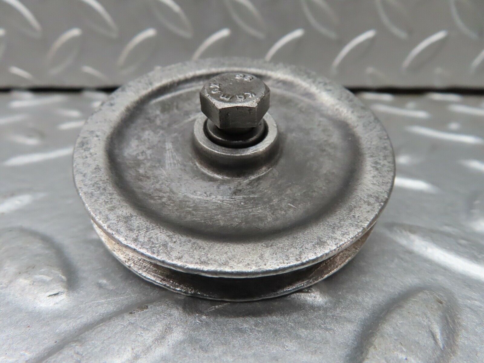 18257 Mercedes-Benz W111 220SE Coupe Handbrake Cable Pulley 1104270142