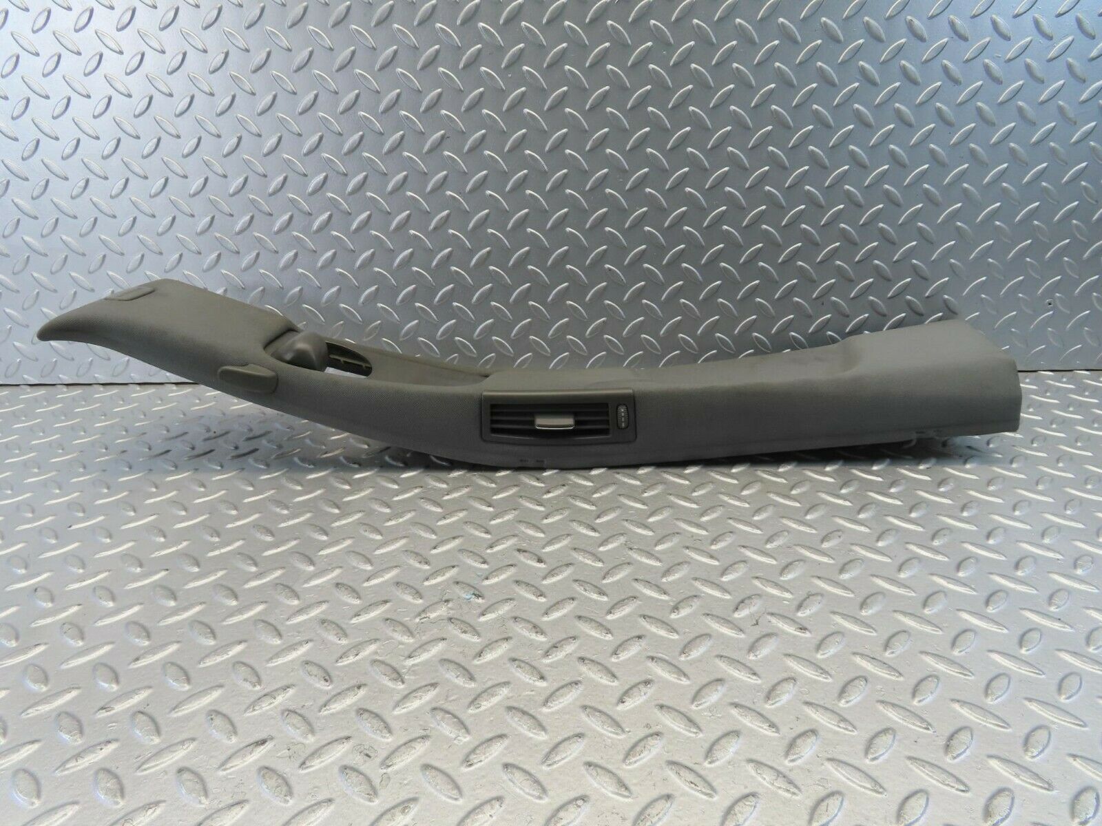 11199 Mercedes-Benz W221 S320 B Pillar Trim Cover Left Side 2216900325