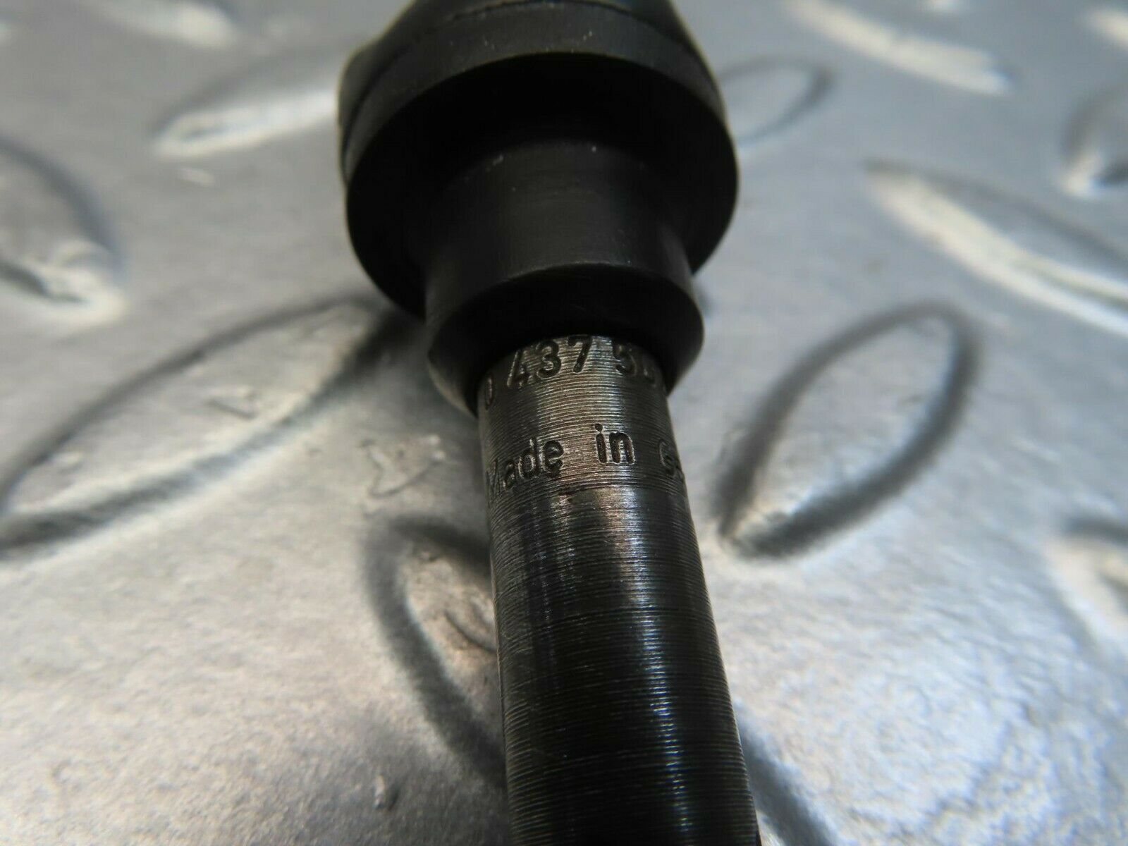 11478 Mercedes-Benz C123 230CE Coupe Fuel Injector Bosch 0437502010