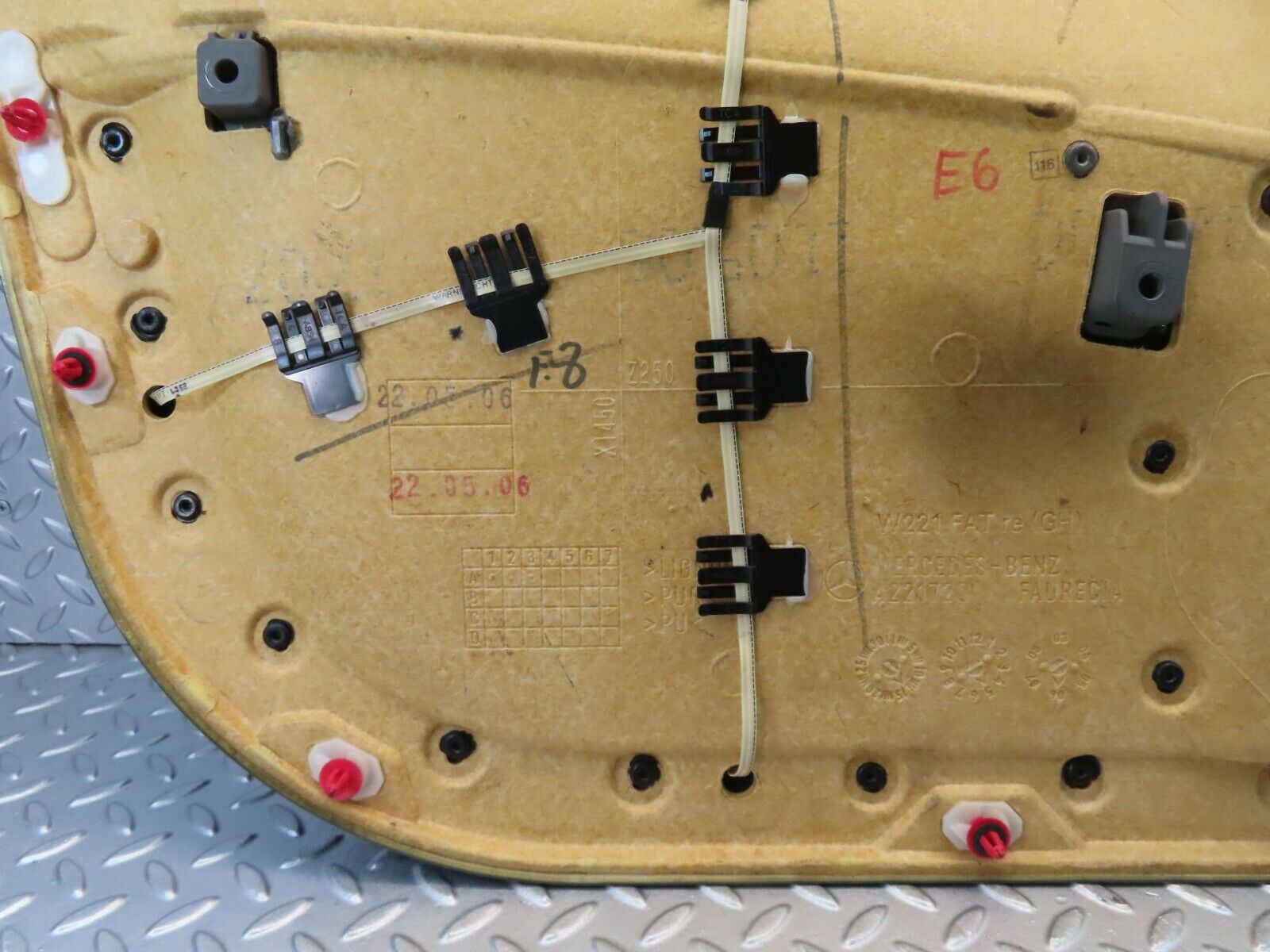 11163 Mercedes-Benz W221 S320 Front Right Door Card