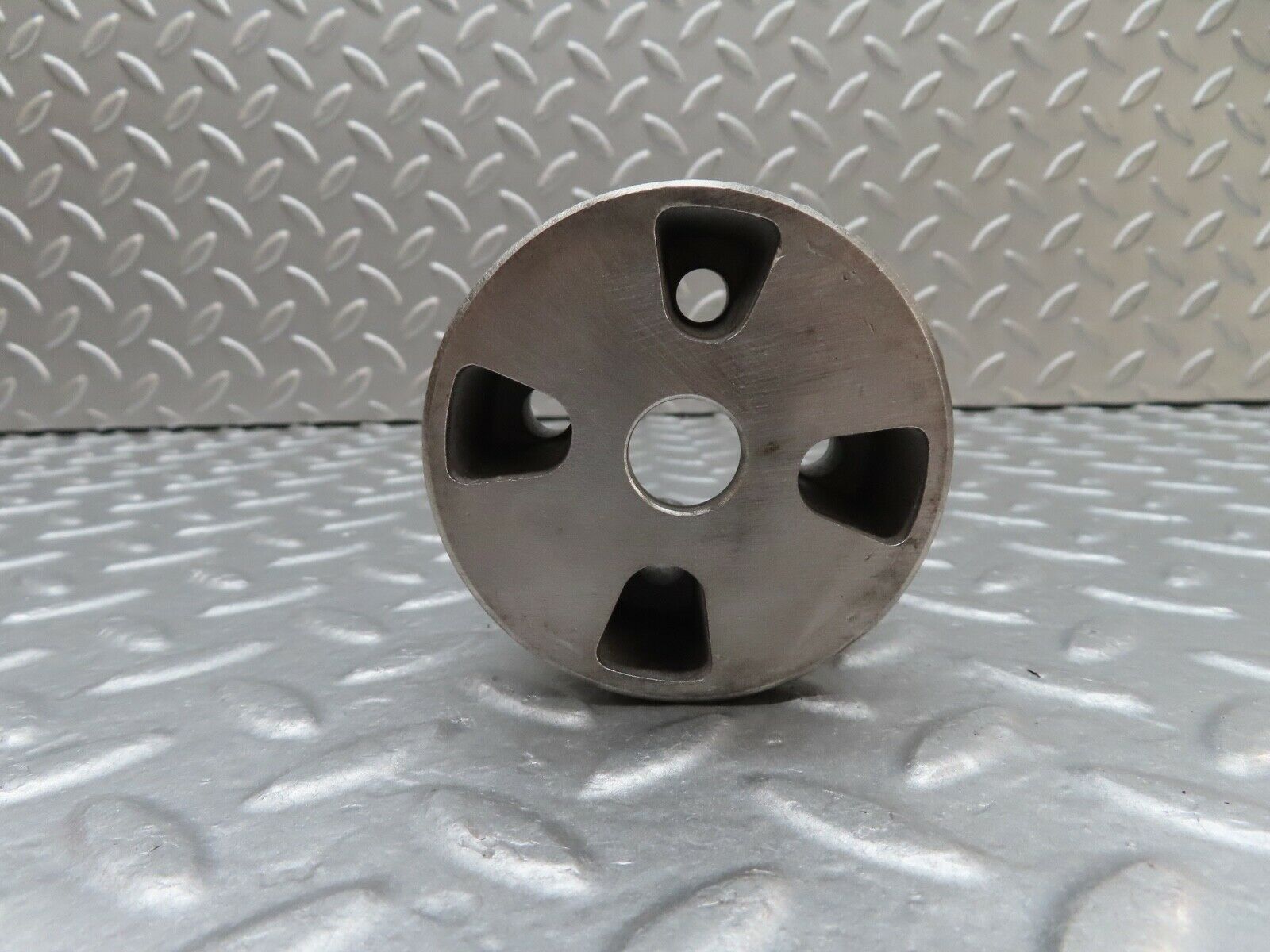 17940 Mercedes-Benz W123 200 Water Pump Spacer 1152050126