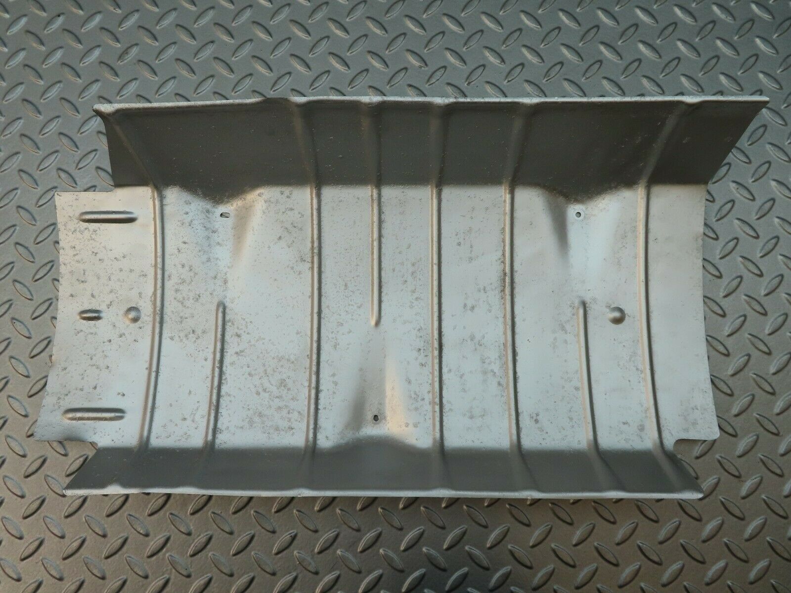 5554 Mercedes-Benz W124 230E Exhaust Heat Shield