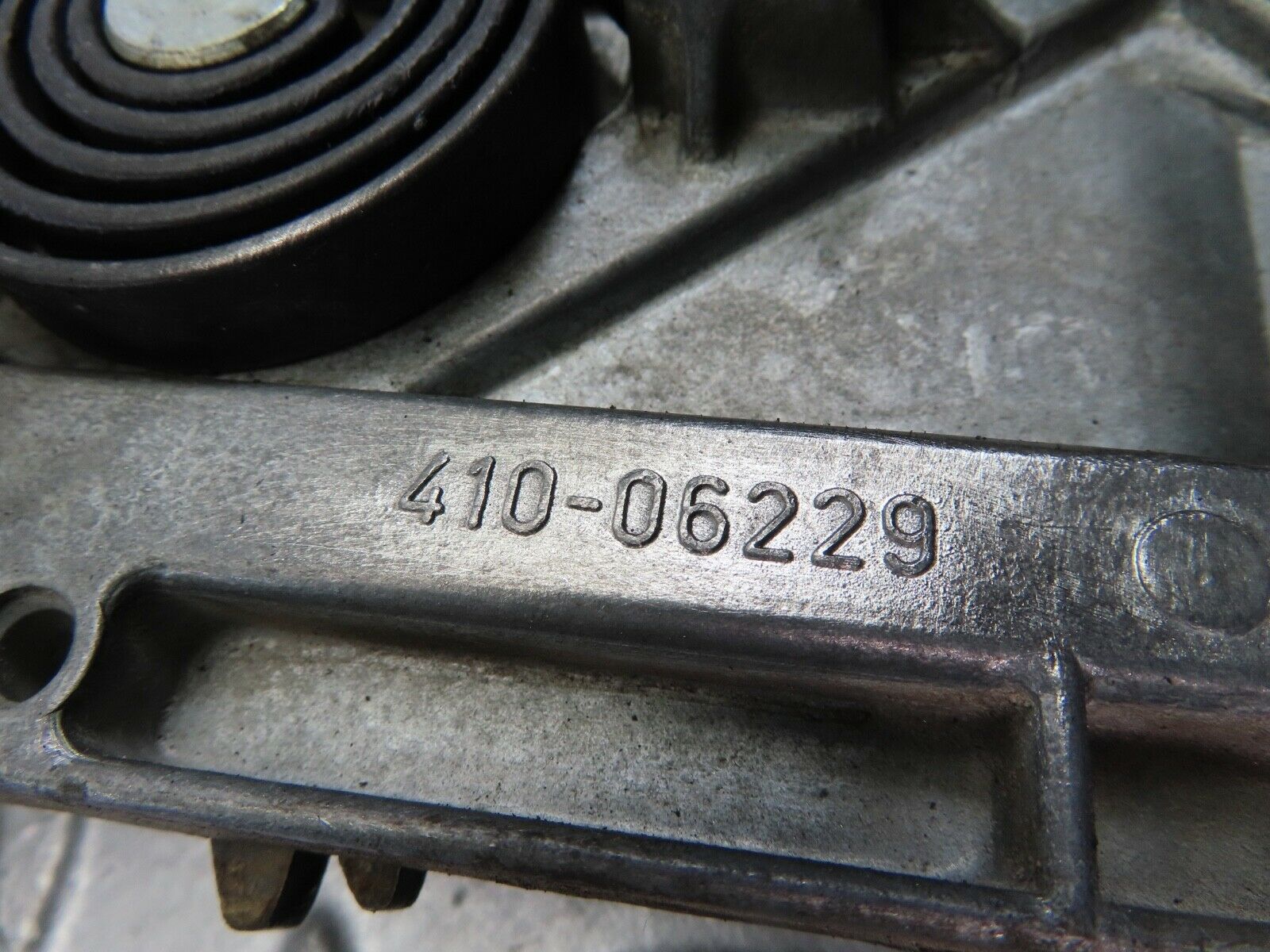 9155 Mercedes-Benz W123 Front Left Power Window Regulator 1237202746