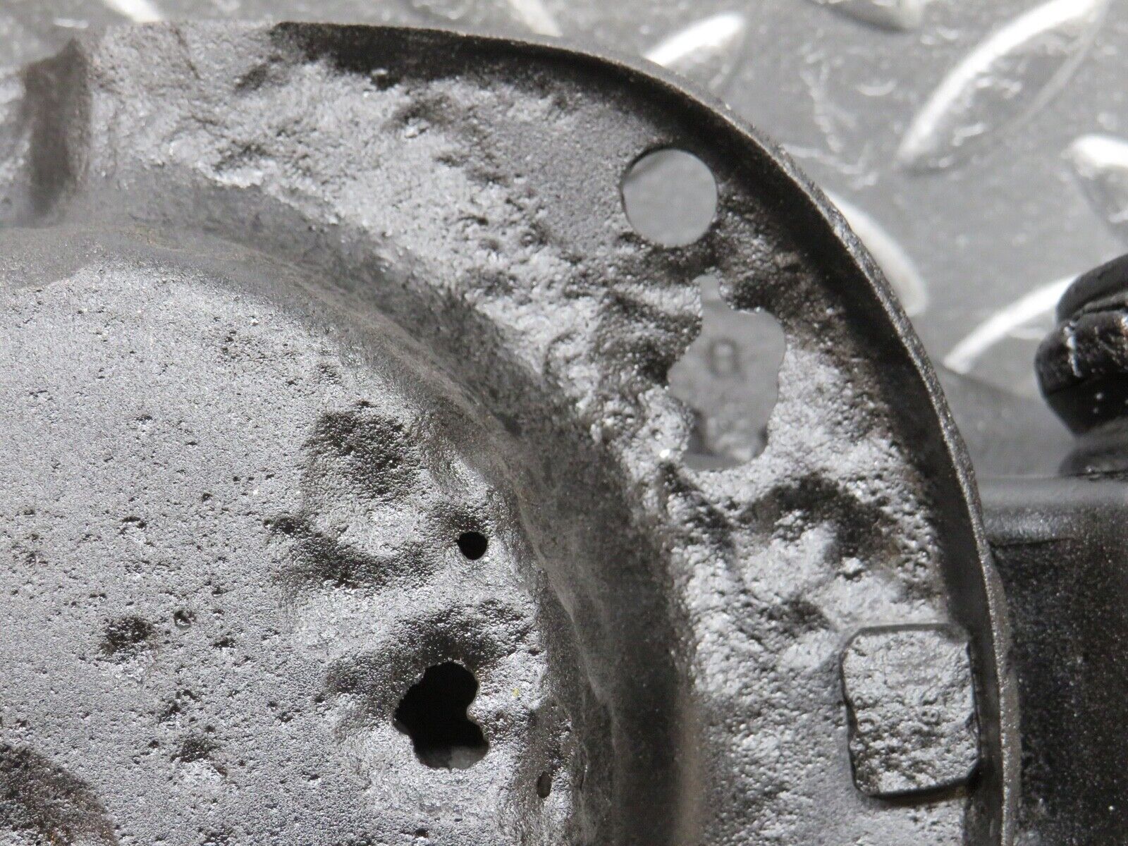 0367 Mercedes-Benz W108 280SE Rear Axle Spring Coil Mount