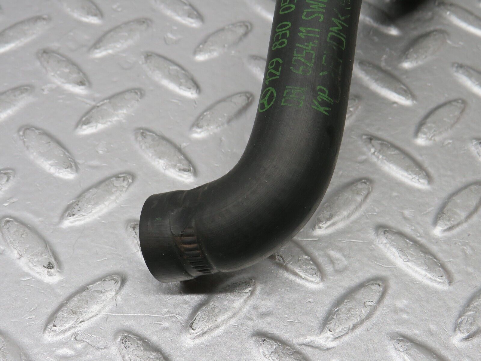 38431 Mercedes-Benz R129 280SL Coupe Coolant Hose Pipe 1298300596